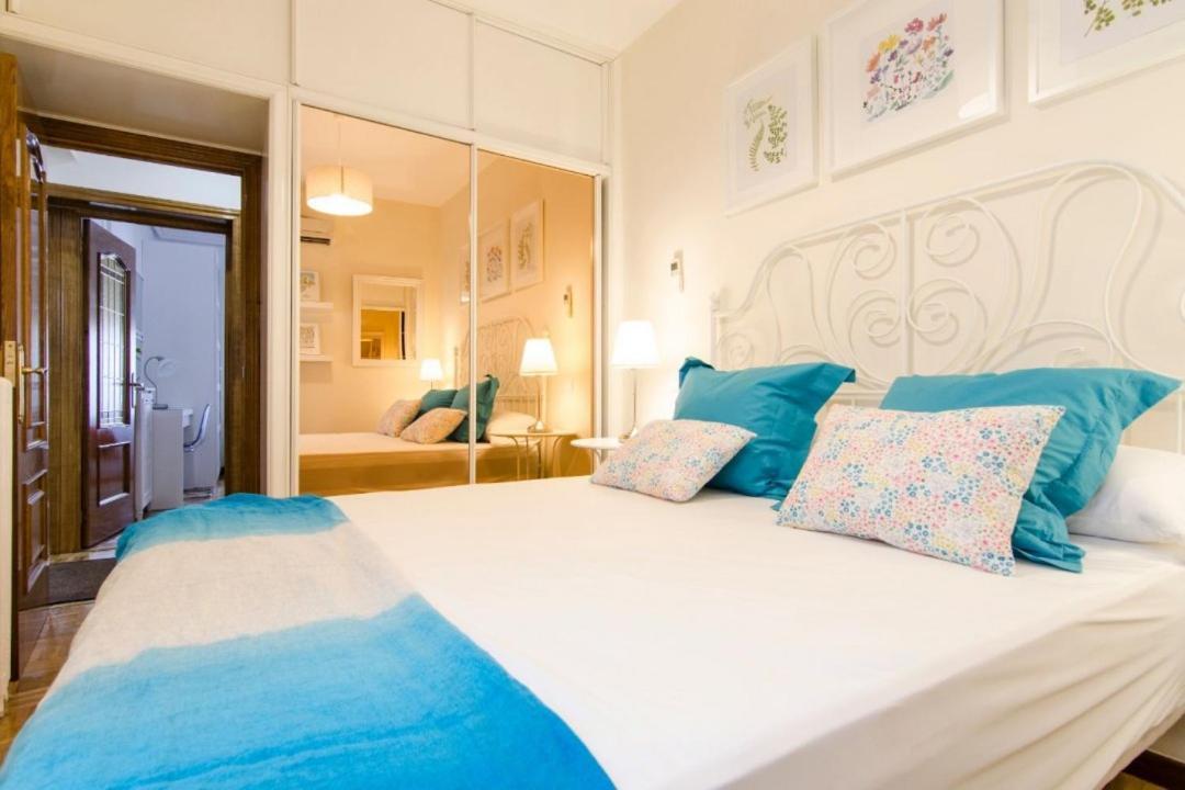 Apartmán Huertas, 58 Madrid Exteriér fotografie