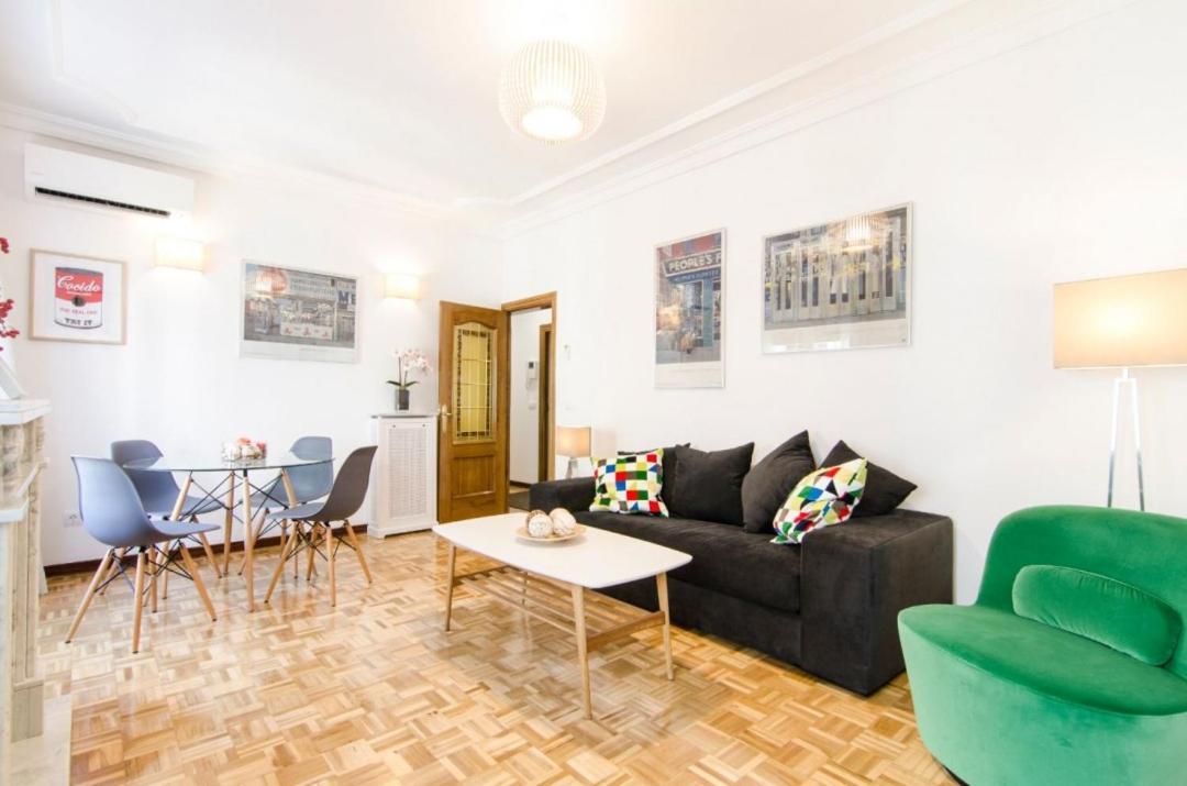 Apartmán Huertas, 58 Madrid Exteriér fotografie